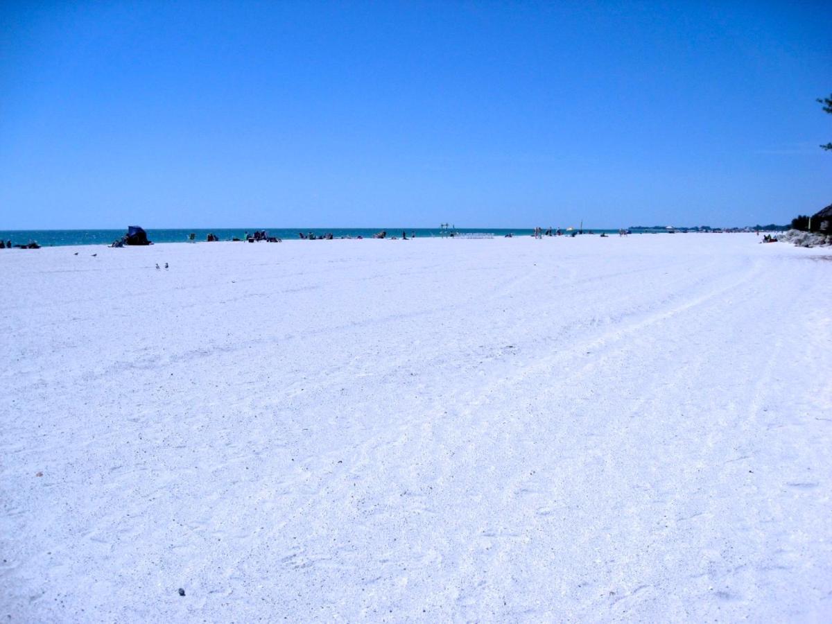 Anna Maria Island Runaway Tropical Escape Bradenton Beach Exterior photo