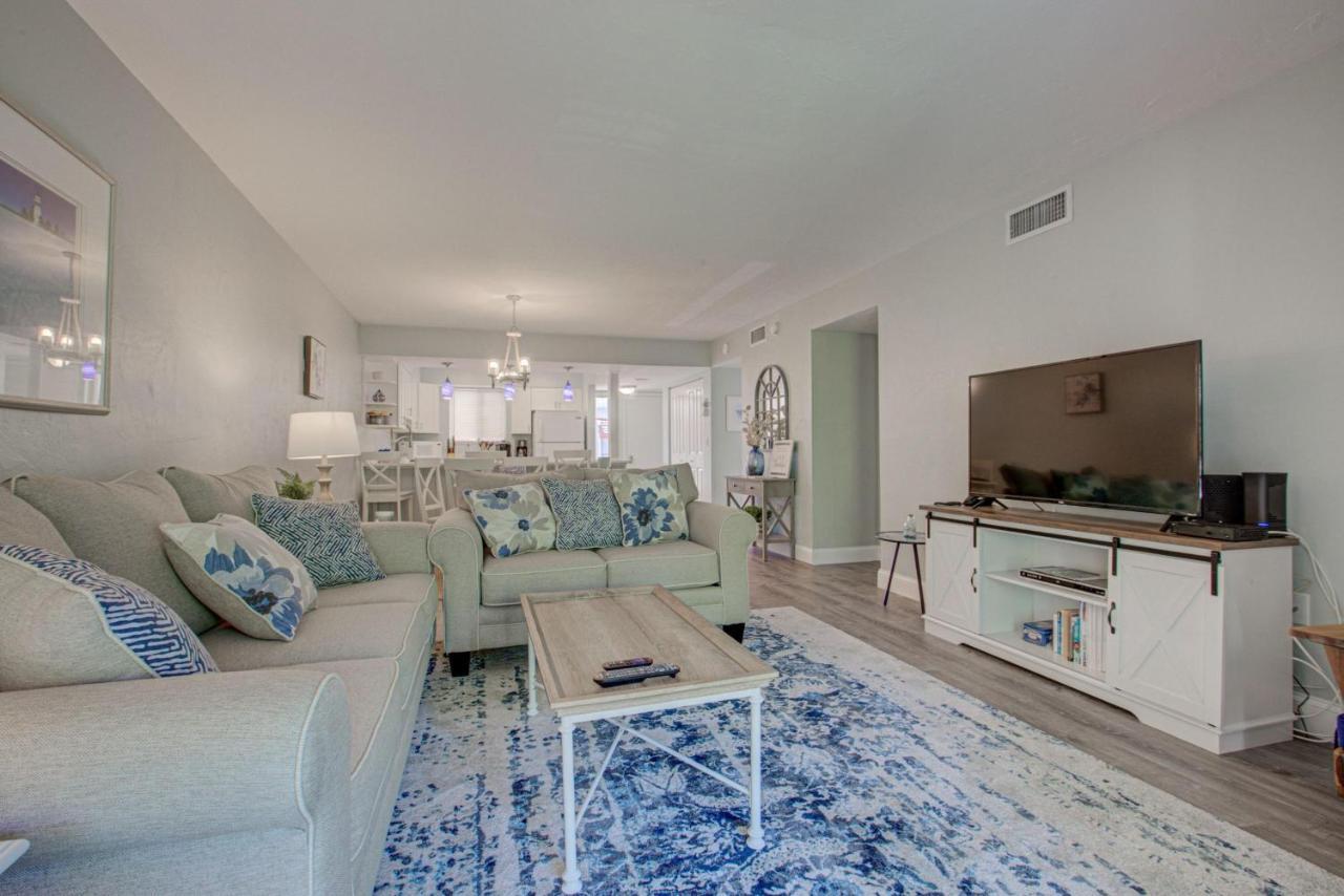 Anna Maria Island Runaway Tropical Escape Bradenton Beach Exterior photo